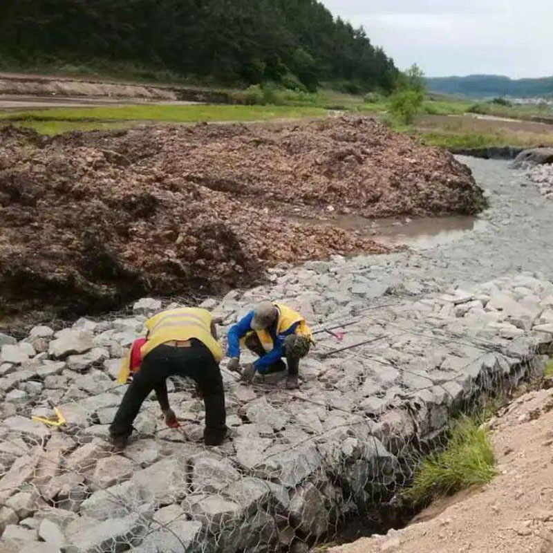 巴音郭楞防汛铅丝笼用于牡丹江工务段八达沟线路